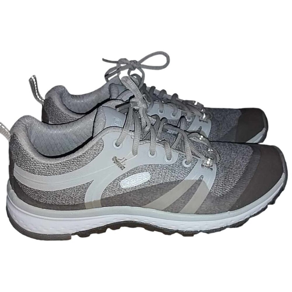 Keen Hush Knit CNX Women's Sneaker 6 Beige Cream Knit Upper Toe Cap Lightweight